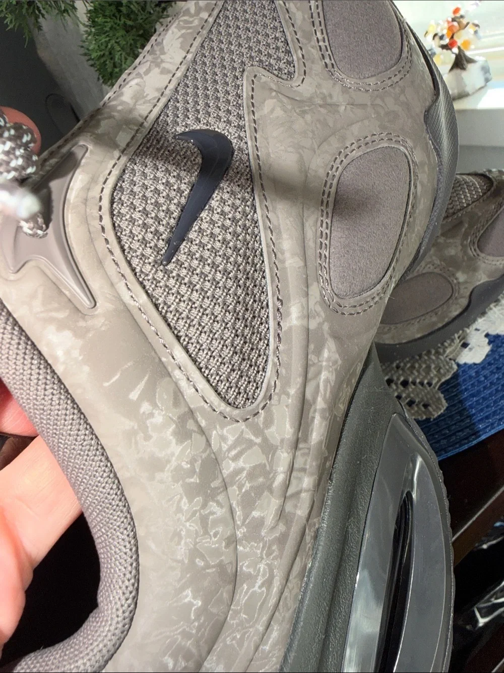 Nike Air Max Craze Women’s 9.5/Men’s 8 Tonal Taupe/Gray.